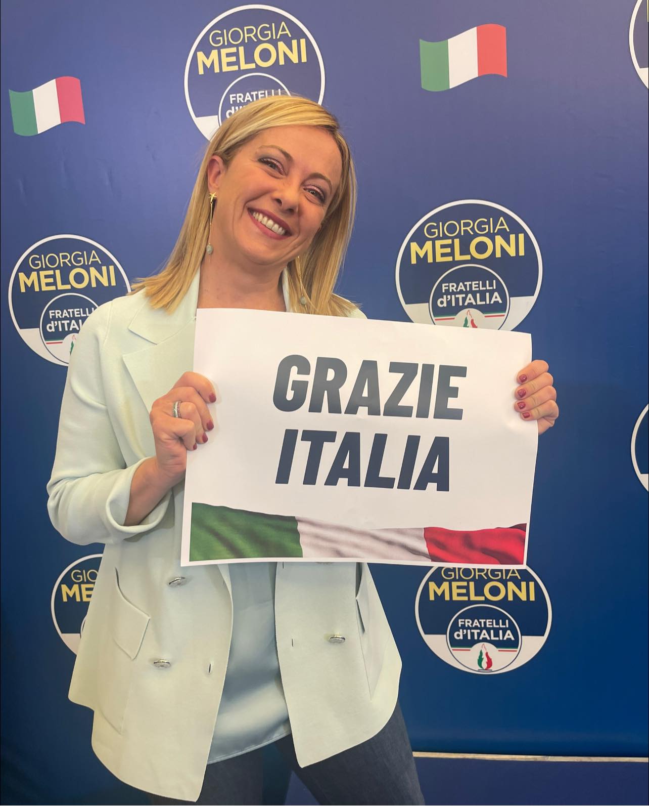 梅洛尼於26日深夜發文宣布當選。（圖／翻攝自臉書 @Giorgia Meloni）